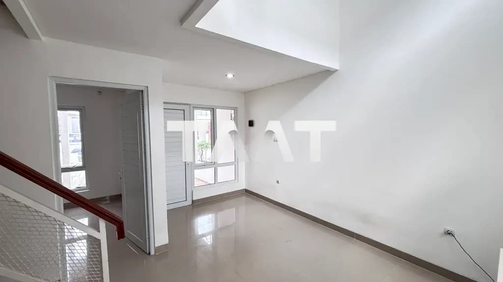 Modern Residence Sawangan Image 3